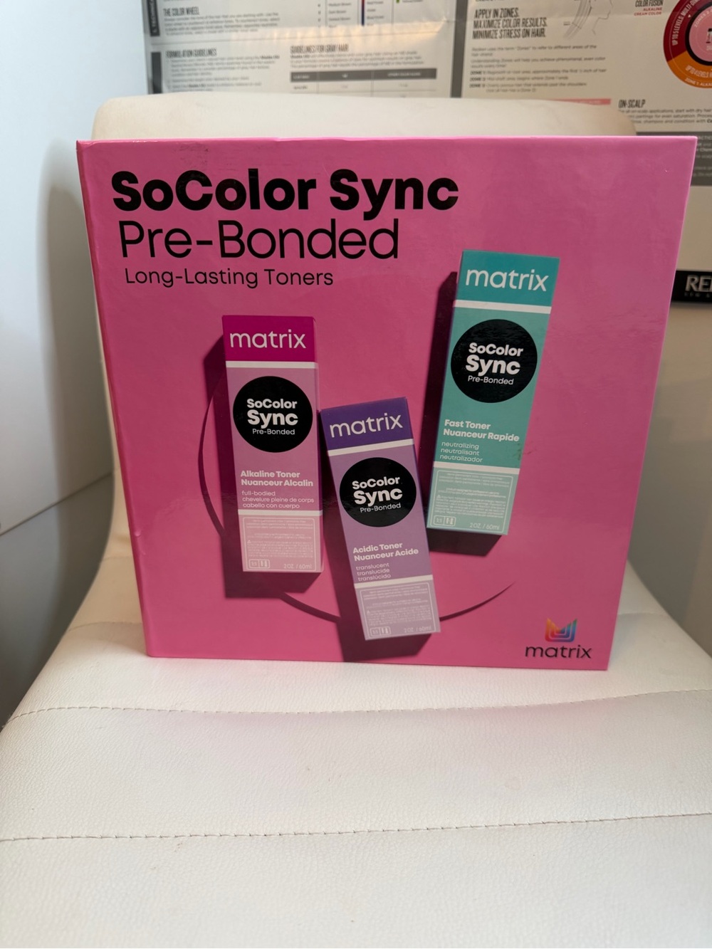 Matrix SoColor Sync Pre-Bonded Toners - Pink Packaging
